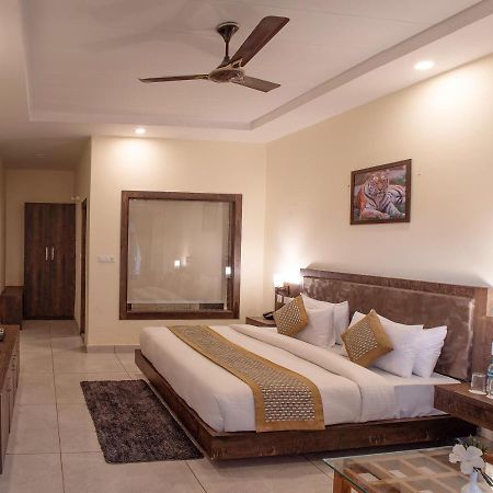 Vow Resorts & Spa, The Corbett Wilderness Rāmnagar Exterior photo