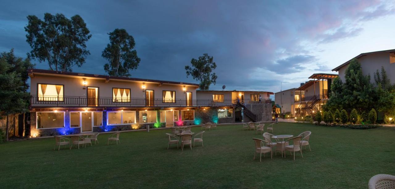 Vow Resorts & Spa, The Corbett Wilderness Rāmnagar Exterior photo