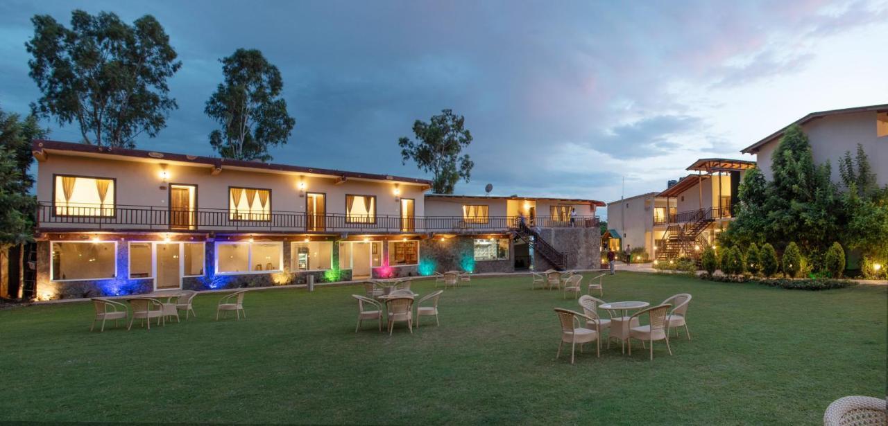 Vow Resorts & Spa, The Corbett Wilderness Rāmnagar Exterior photo